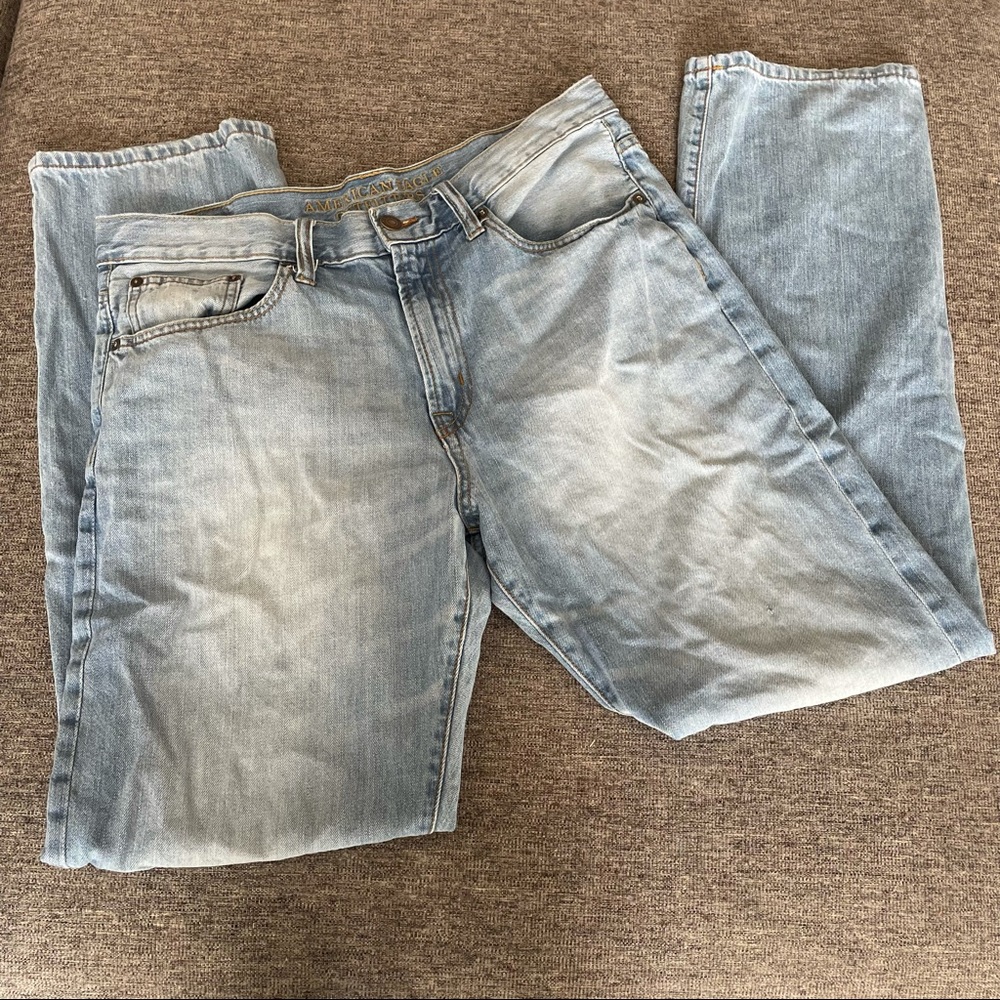 American Eagle Relaxed Straight Jeans 34x34